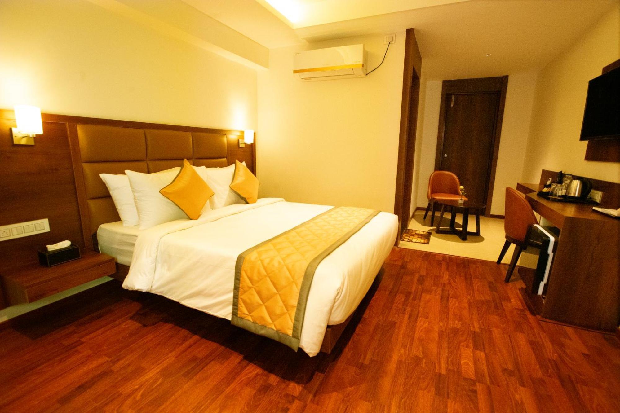 Golden Fortune Inn Hotel Bangalore Eksteriør bilde
